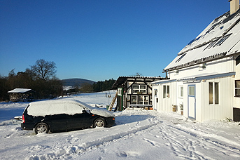 Eingang Ferienwohnung im Winter